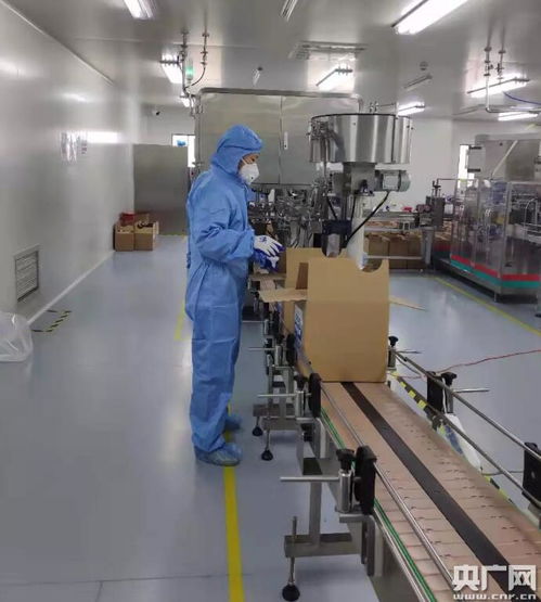 平凡英雄 戰(zhàn)疫背后的“臨時(shí)媽媽”與“消毒衛(wèi)士”